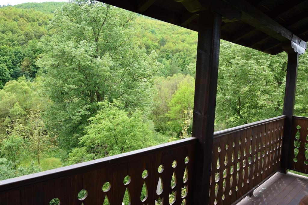 Golden Horn Guest House Iskrets Bagian luar foto